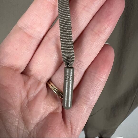 Lululemon License To Train High-Rise Pant in Nomad Size 4 - Picture 6 of 13